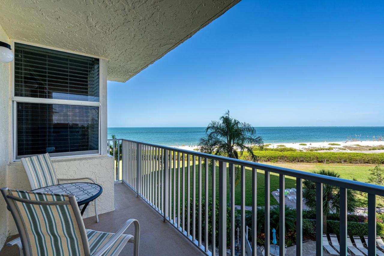 Updated Gulf Front Condo On The South End Of Fort Myers Beach! Condo Exterior photo