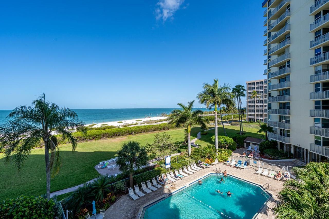 Updated Gulf Front Condo On The South End Of Fort Myers Beach! Condo Exterior photo